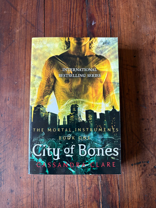City of Bones - Cassandra Clare