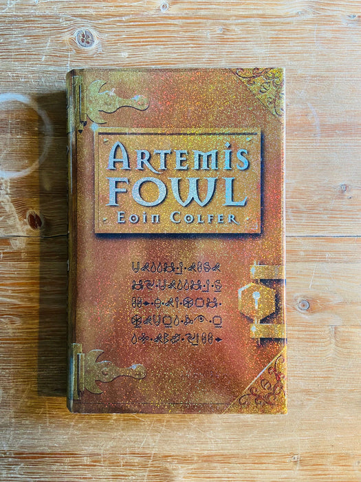 Artemis Fowl - Eoin Colfer