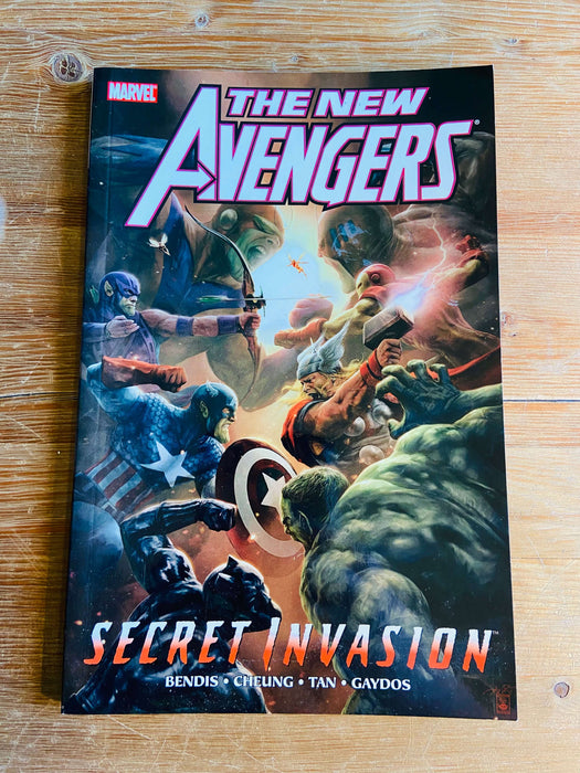 The New Avengers: Secret Invasion Book 2 - Bendis, Cheung, Tan and Gaydos