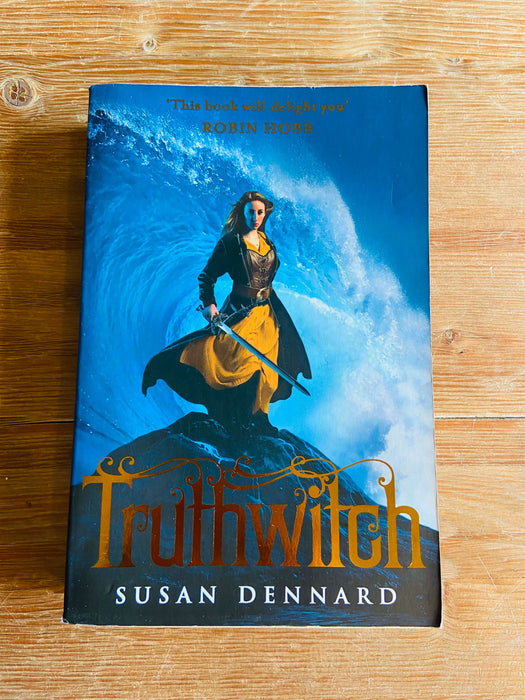 Truthwitch - Susan Dennard