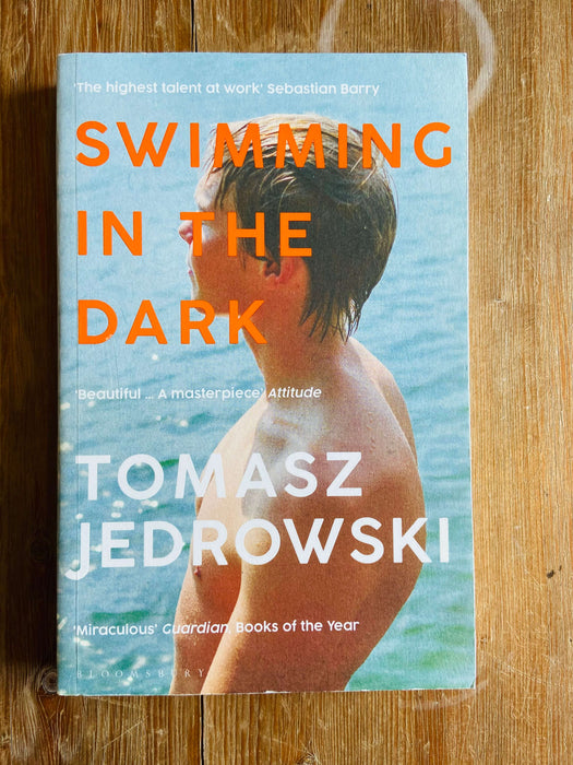 Swimming in the Dark - Tomasz Jedrowski