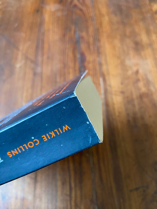 The Woman in White - Wilkie Collins
