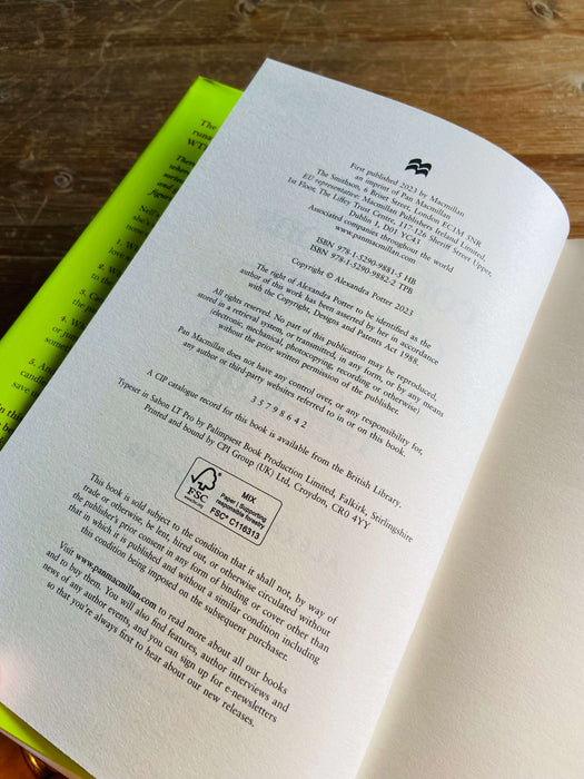 More Confessions of a Forty-Something F##k Up - Alexandra Potter