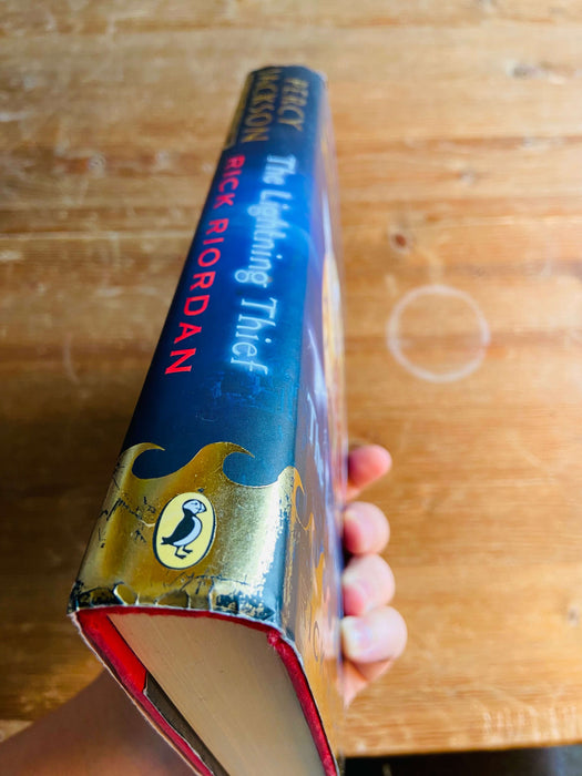 Percy Jackson and the Olympians: The Lightning Thief - Rick Riordan