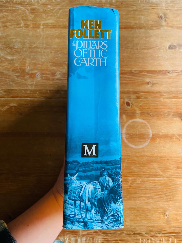 The Pillars of the Earth - Ken Follett