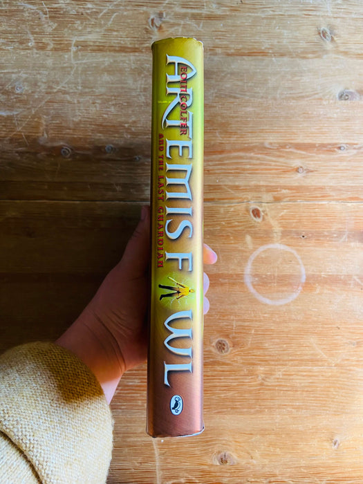 Artemis Fowl and the Last Guardian - Eoin Colfer
