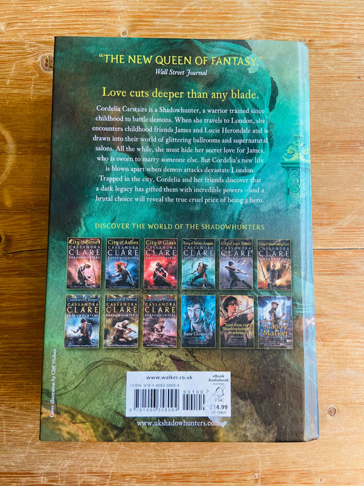 Chain of Gold - Cassandra Clare