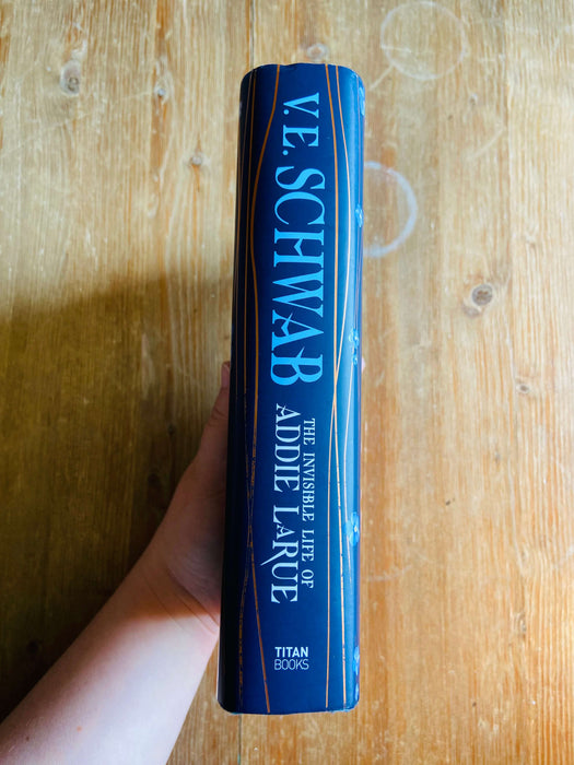 The Invisible Life of Addie LaRue - V. E. Schwab