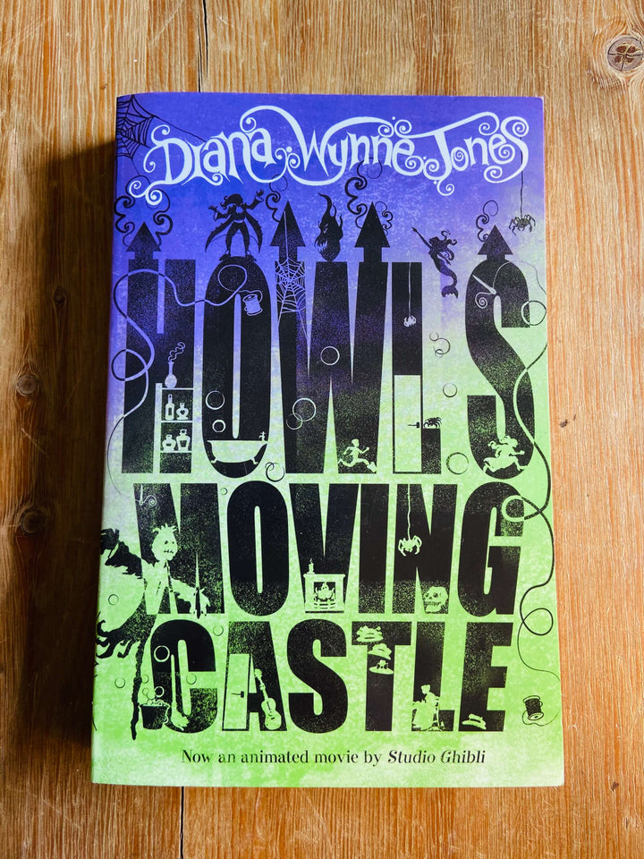 Howl's Moving Castle - Diana Wynne Jones