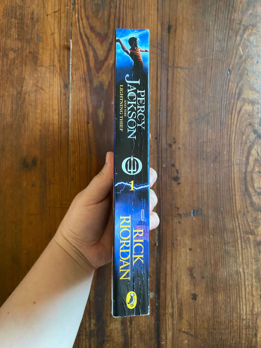 Percy Jackson and the Lightning Thief - Rick Riordan