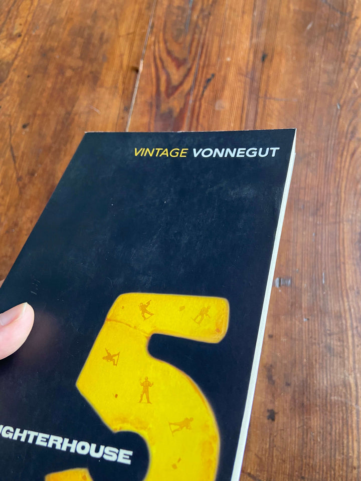 Slaughterhouse 5 - Kurt Vonnegut