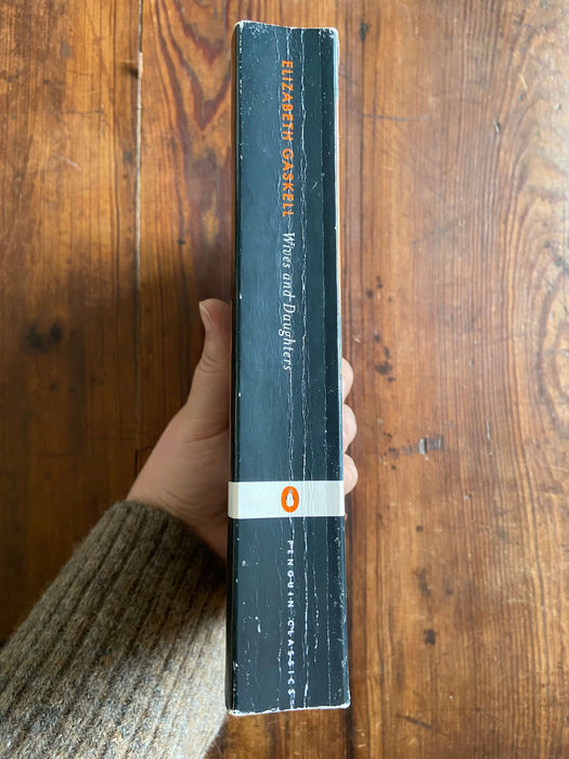 Wives and Daughters - Elizabeth Gaskell